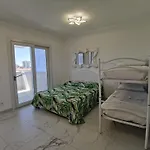 A Stones Throw From The Centre Apartment Bibione