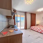 Apartment A Stones Throw From The Centre
